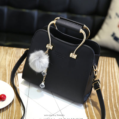 Jasmin Bicoleta - Women Hairbal Metal handbag